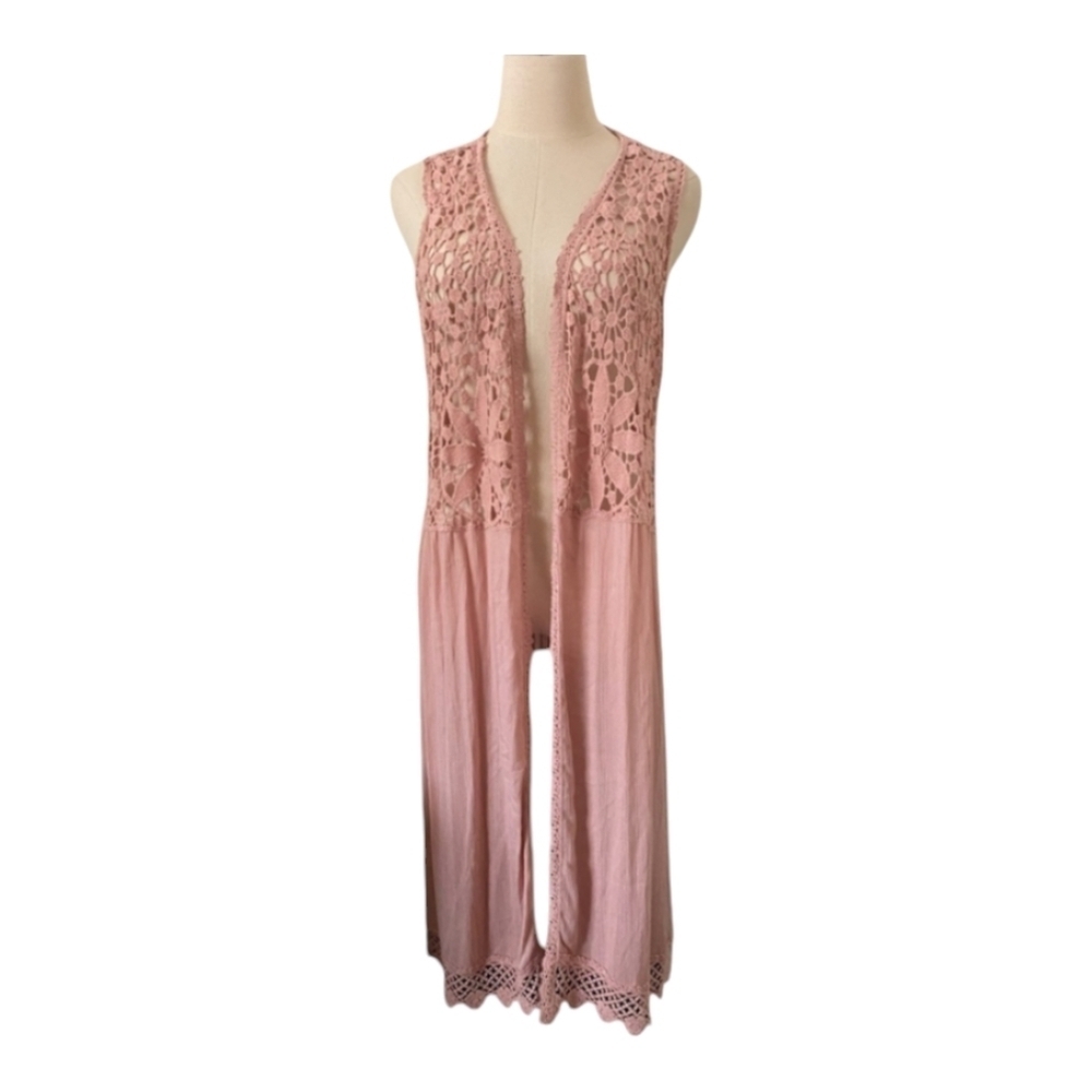 Ultra Pink (Buckle) Sleeveless Crochet Trim Vest
